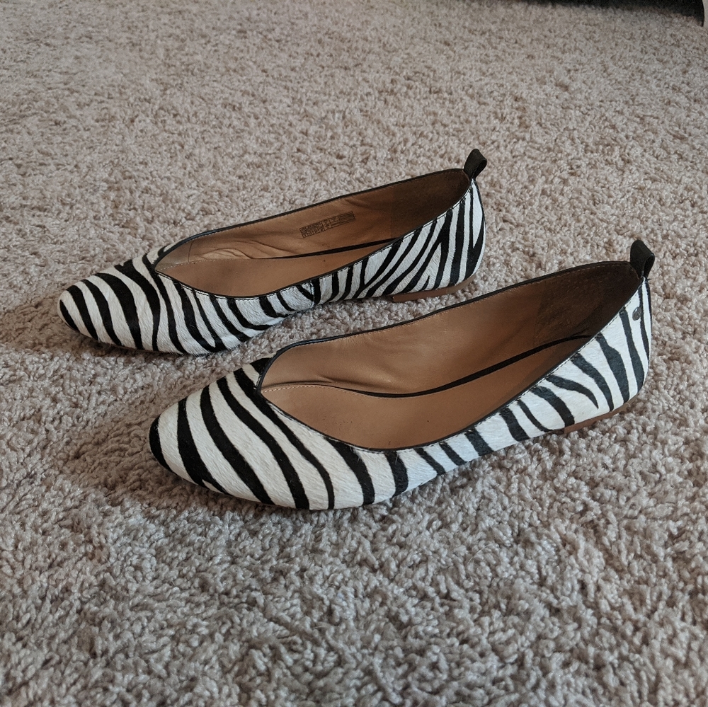 UGG Zebra Flats